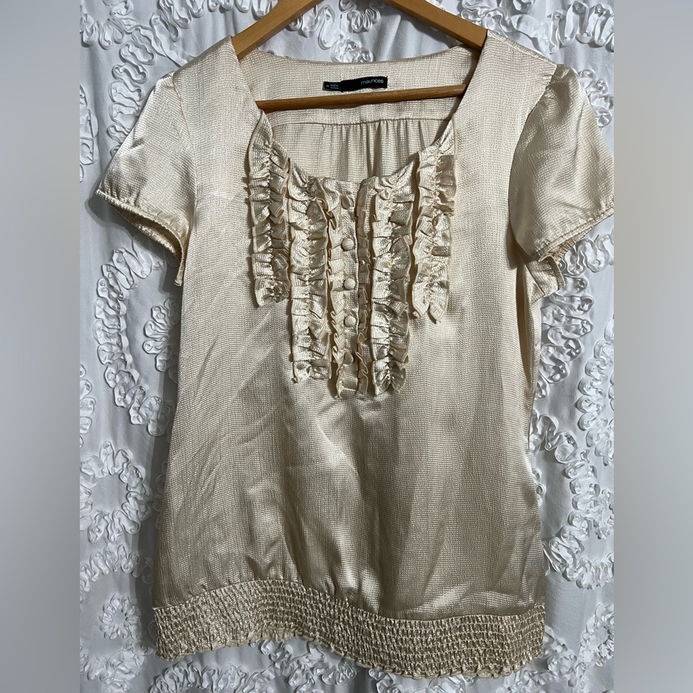 Maurices Ivory Short Cap Sleeve Stretchy Ruffled Pleated Neck Women's Medium